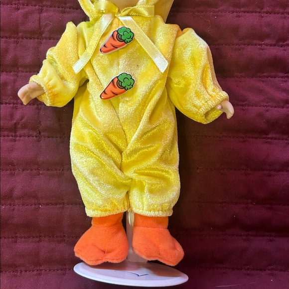 Porcelain ! Yellow Baby Doll in Carrot Costume - Picture 4 of 7
